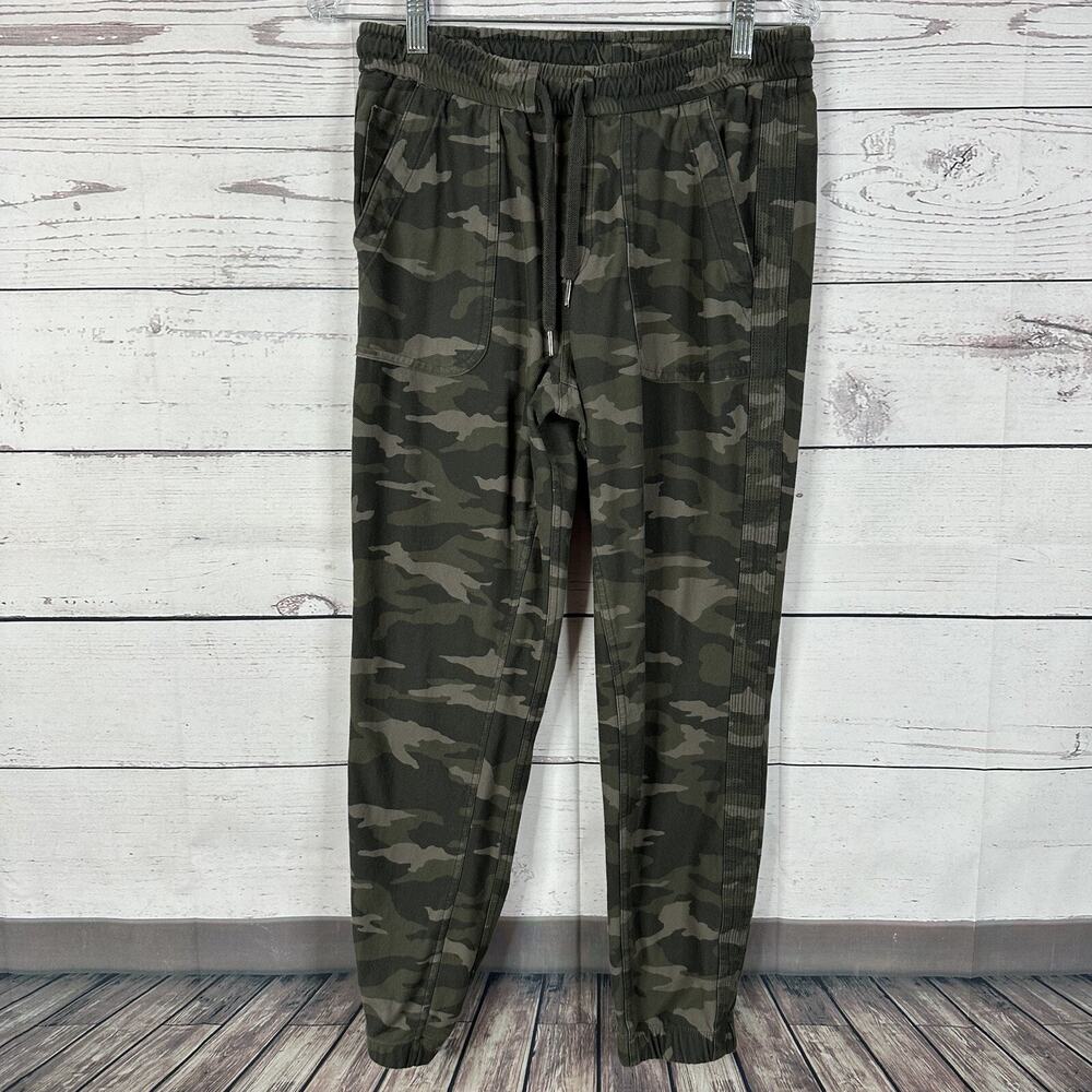 Athleta Jogger Pants Womens 6 Green‎ Camo Farallon Tapered Pull on Comfort